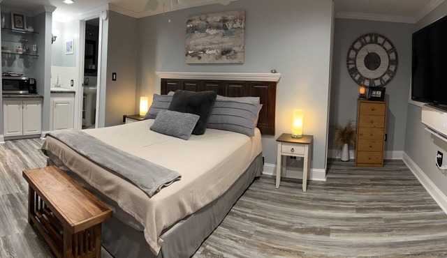 Thomas Mill Creek Lakefront Property