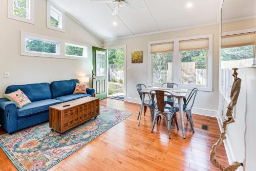 Thomasville Cottage Walk to Historic Downtown!