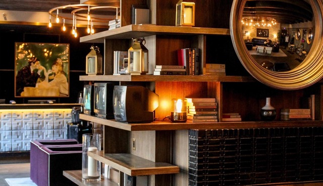 Thompson Chicago, by Hyatt