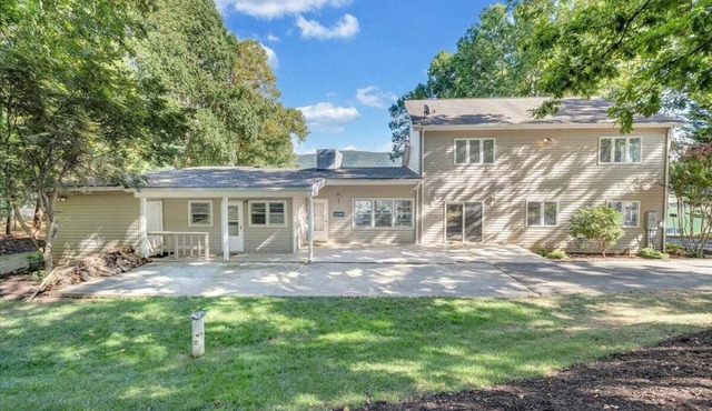 Thomwells Family Affair - Private Dock, Sleeps 18!
