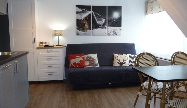 Thonon apartment very close to the center of Spa with private parking