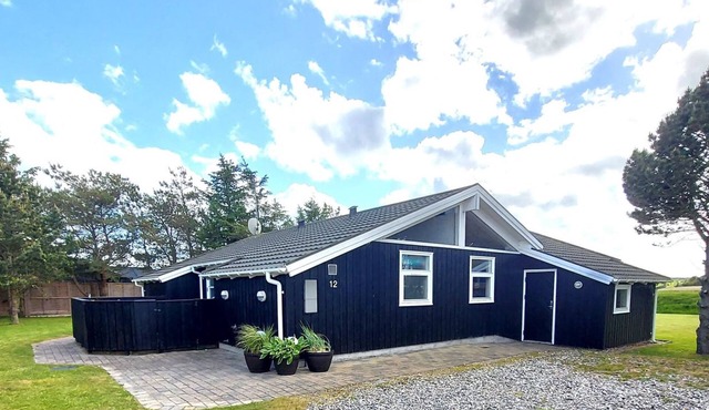 "Thorin" - 100m from the sea by Interhome