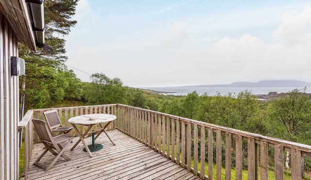 THORSVIK, family friendly, character holiday cottage in Broadford