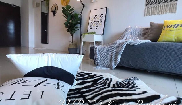 THR339 Kinta Riverfront Suites -6pax