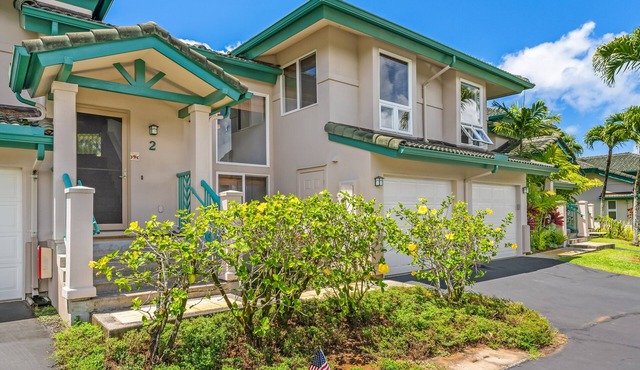 Three bed three bath luxurious townhome in gated Princeville community