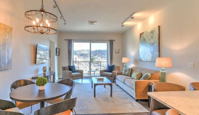 Three Bed Three Bath Central Downtown Condo