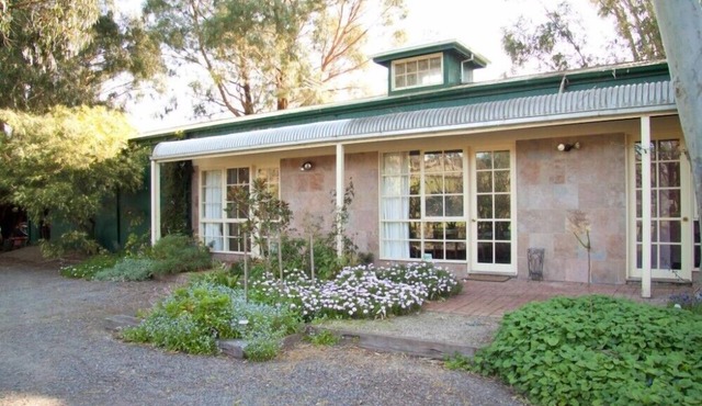 Three-Bedroom Apartment Yarra valley