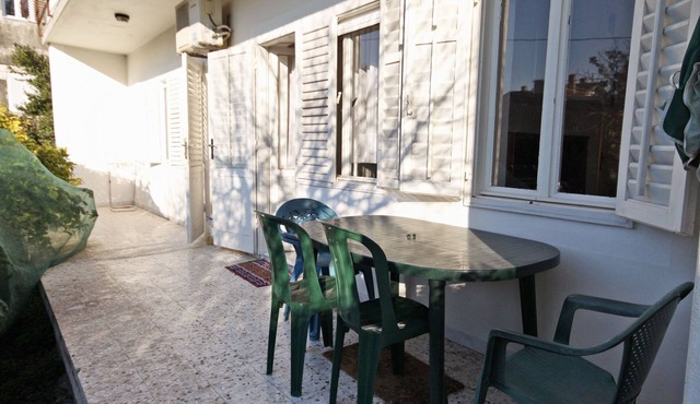Three bedroom apartment with terrace Kaštel Stari, Kaštela (A-6059-b)