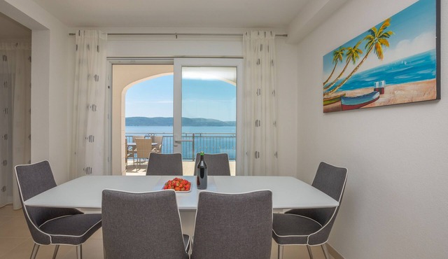 Three bedroom apartment near beach Živogošće - Mala Duba, Makarska (A-19149-c)