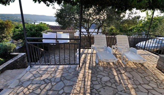 Three bedroom apartment with terrace and sea view Nečujam, Šolta (A-14729-a)