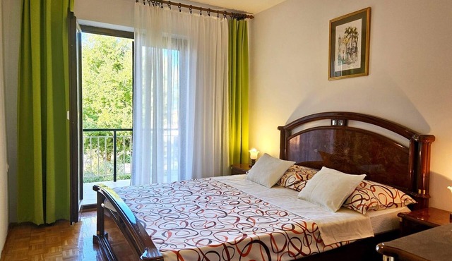 Three bedroom apartment with balcony Malinska, Krk (A-2390-a)