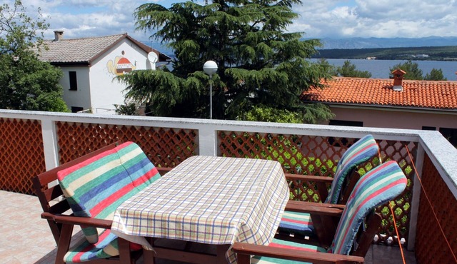 Three bedroom apartment with terrace and sea view Vantačići, Krk (A-5347-a)