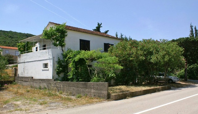 Three bedroom apartment with terrace and sea view Drače, Pelješac (A-4561-a)