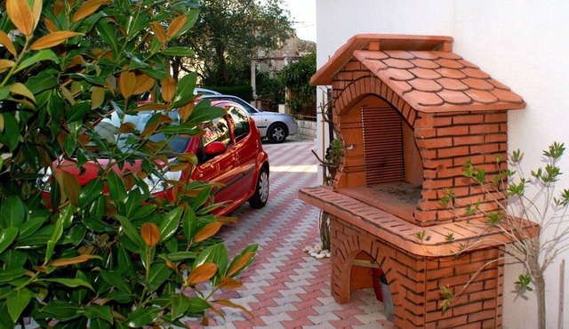 Three bedroom apartment with terrace Korčula (A-180-a)