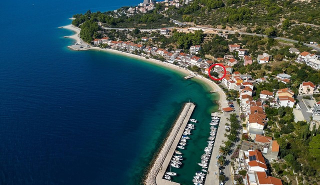 Three bedroom apartment near beach Podgora, Makarska (A-2596-a)