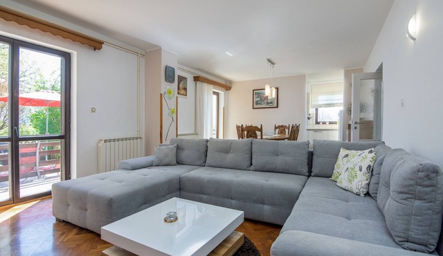 Three bedroom apartment with terrace Čepić, Central Istria - Središnja Istra (A-11636-a)