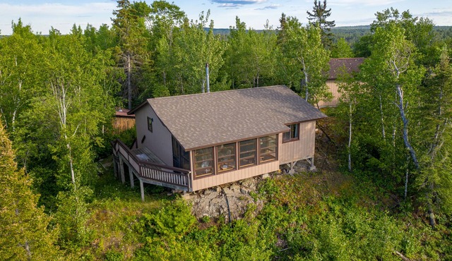 Three Bedroom Cabin 20 Miles Ne Of Ely With An Exquisite View Of The Bwcaw