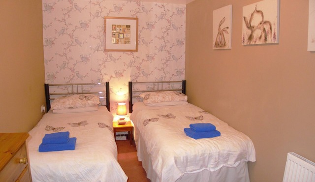 Three Bedroom Cottage, Outside Caernarfon