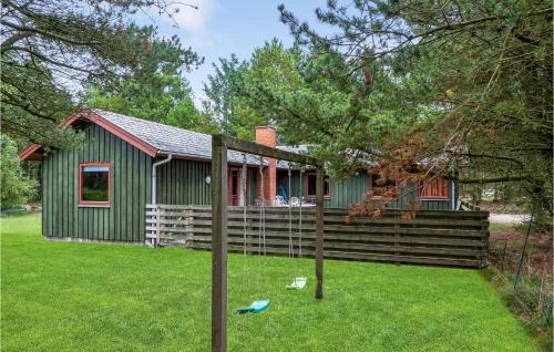 Three-Bedroom Holiday Home Blåvand With A Fireplace 05