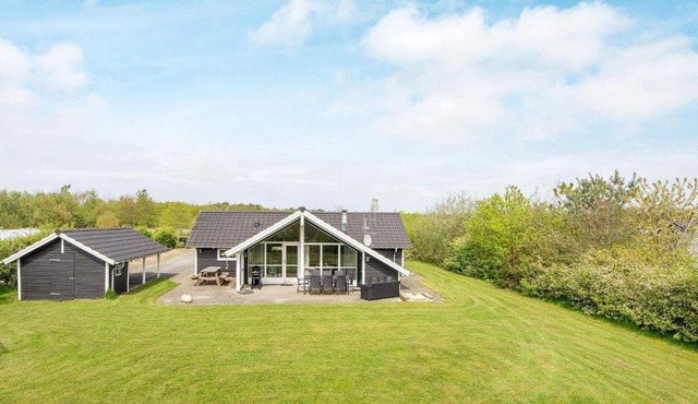 Three-Bedroom Holiday home in Hemmet 32
