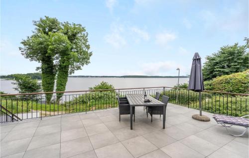 Three-Bedroom Holiday Home In Krusa