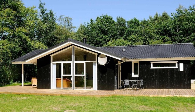 Three-Bedroom Holiday home in Ans By 3