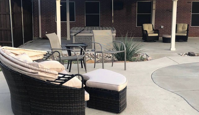 Three bedroom home with private pool & hot tub in Fate, Texas.