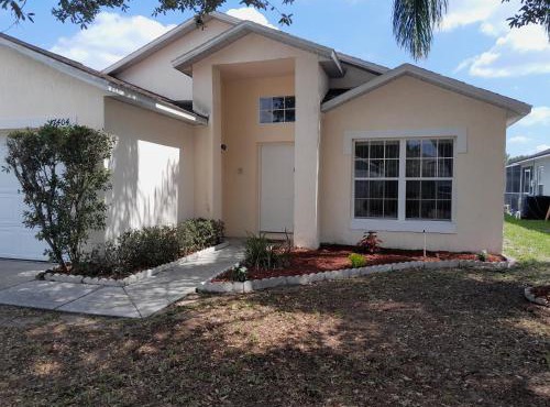 Three-Bedroom House in Clear Creek
