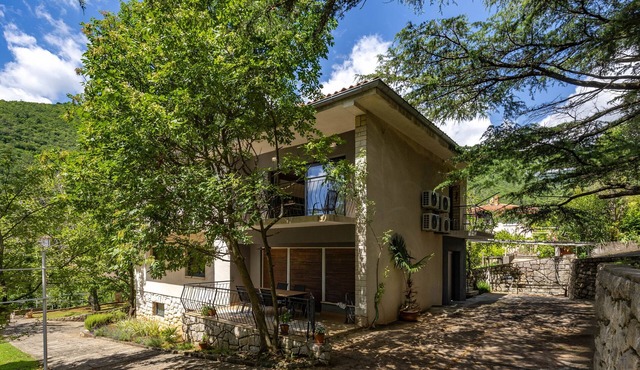 Three bedroom apartment with terrace Mošćenička Draga, Opatija (A-2346-a)