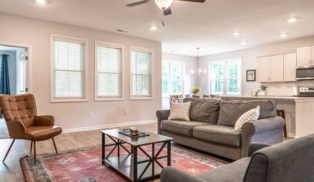 Three bedroom in United States of America, Aberdeen