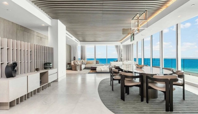 Three Bedroom Oceanfront Apartment With Amazing Views