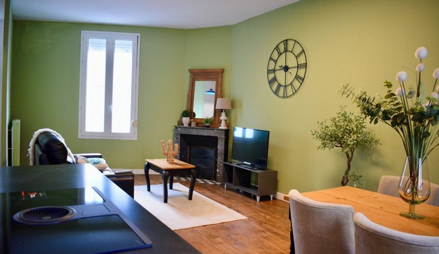 Three-bedroom shop in the center of Bergerac