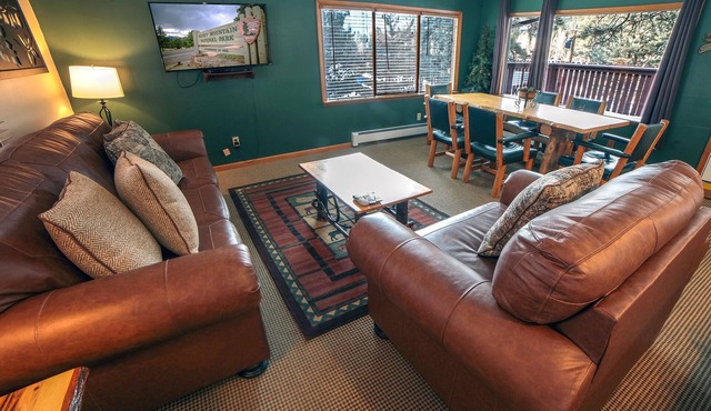 Three Bedroom with Spacious Living room, Dining Room, and Deck