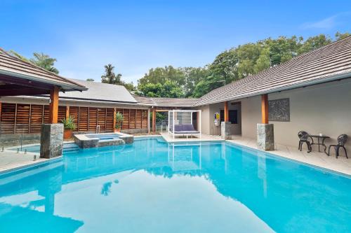 Three Corners Of Paradise