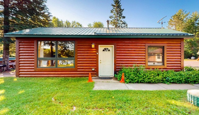 Three Cozy Cabins located on the Turtle Flambeau Flowage, great for all seasons!