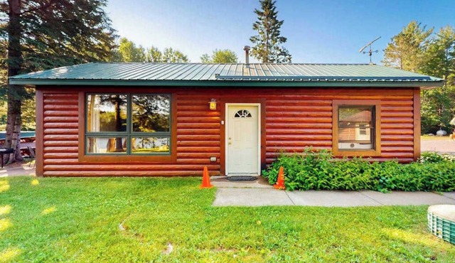 Three Cozy Cabins located on the Turtle Flambeau Flowage, great for all seasons!