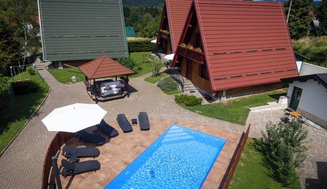 Three homes with pool and sauna in Gorski Kotar near Risnjak.