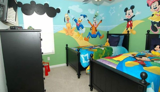 Three miles to Disneys