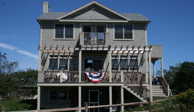 Three Sisters Cottage Block Island