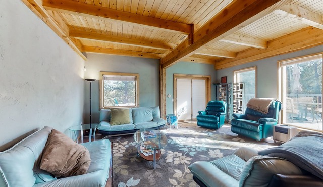 Three-story, dog-friendly house with WiFi & private W/D