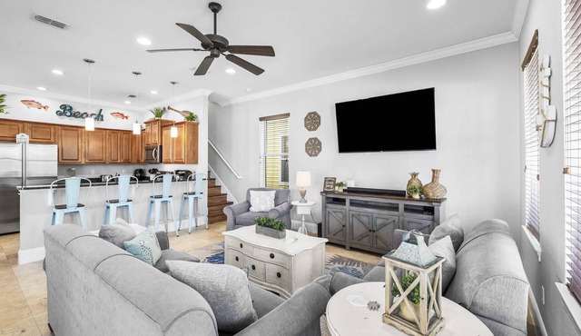 Three-Story Home w/Washer/Dryer, Gas Grill, Central A/C, & Shared Pool, Hot Tub