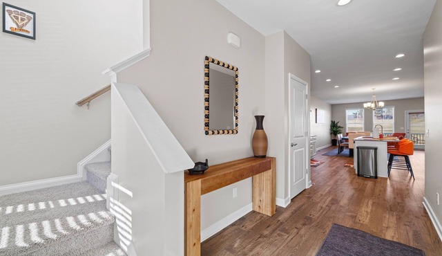 Three-Suite-Villa "Open Floorplan Private Living on Every Level"