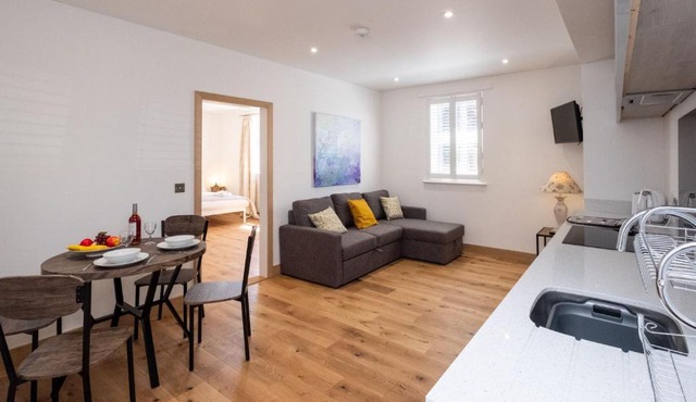 Three Tuns Apartments - Hazel - Aldeburgh Coastal Cottages
