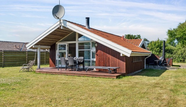 "Thrym" - 200m from the sea by Interhome