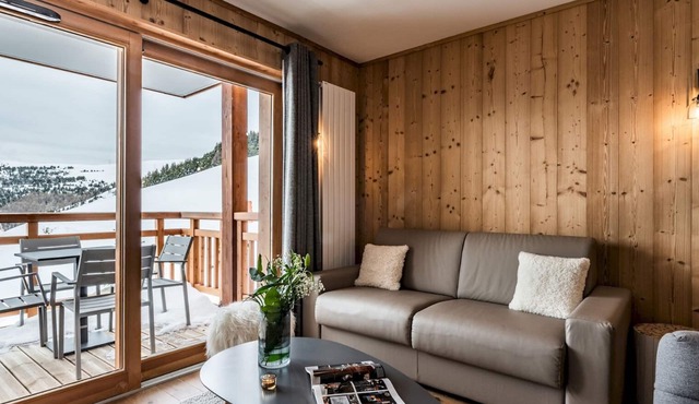 THUJA - Modern Apartment in Luxury Residence