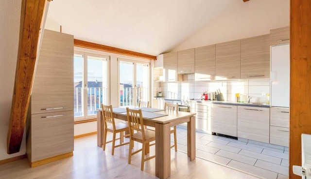 Thun Center Apartment Close to Lake and Shops