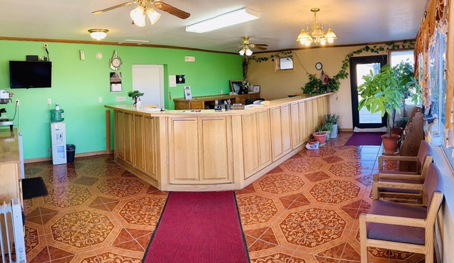 Thunderbird Inn