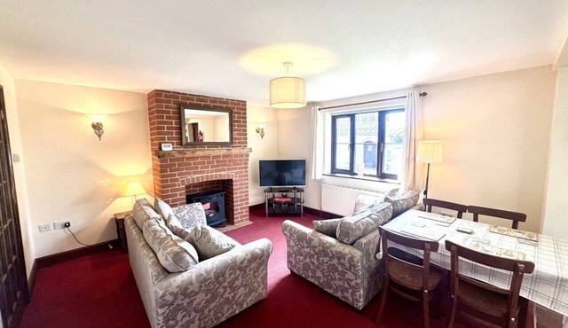 Thurnefield - Apple Tree