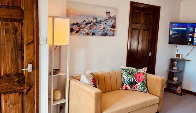 Thurnefield Holiday Cottages - Avocet Cottage