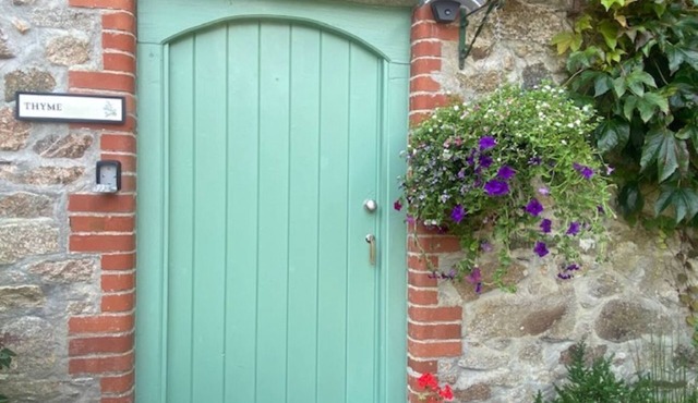Thyme: Easy Access to both North & South Coast of Cornwall - Family Friendly